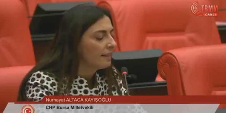 CHP'li vekilden Aynur Doğan'a destek: Meclis'te Dar Hejiroke'yi söyledi