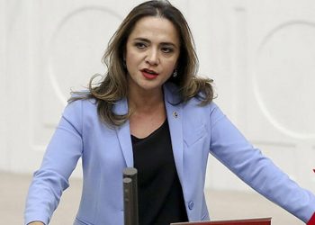 CHP'li İlgezdi, 'Özel Kopyalama Harçları'nın sanatçılara dağıtılmamasına tepki gösterdi