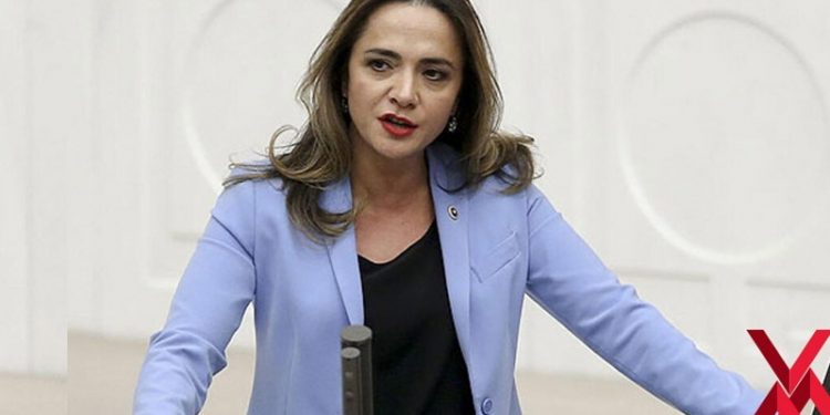 CHP'li İlgezdi, 'Özel Kopyalama Harçları'nın sanatçılara dağıtılmamasına tepki gösterdi