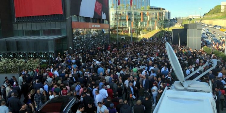 CHP’liler Kaftancıoğlu için İstanbul'da toplandı