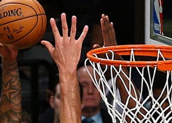 Celtics, NBA finaline yükselerek Warriors'ın rakibi oldu