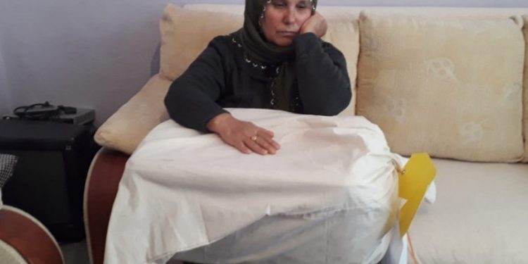 Cenazesi kargo ile teslim edilen Agit İpek’in annesinin evine polis baskını