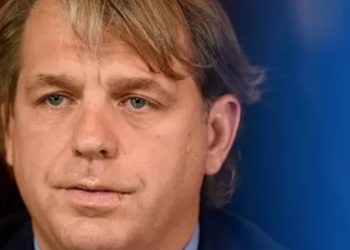 Chelsea: İngiltere hükümeti, kulübün ABD'li iş insanı Todd Boehly liderliğindeki konsorsiyuma satışını onayladı