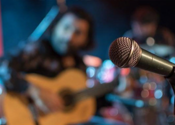 DEVA Partisi'nden müzik yasağına tepki: 'Hükûmet dalga geçer gibi 1 saat esnetti'