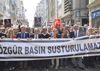 DFG nisan ayı raporu: 9 gazeteciye gözaltı, 16 habere erişim engeli