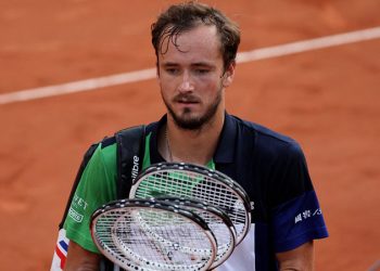 Daniil Medvedev'den Cenevre Açık'a erken veda