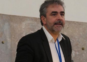 Deniz Yücel PEN Almanya başkanlığını bıraktı