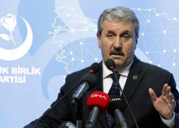 Destici'den 'Erdoğan' savunması: 'ABD'ye kaçma planları yaptığının söylenmesi kabul edilebilir değil'