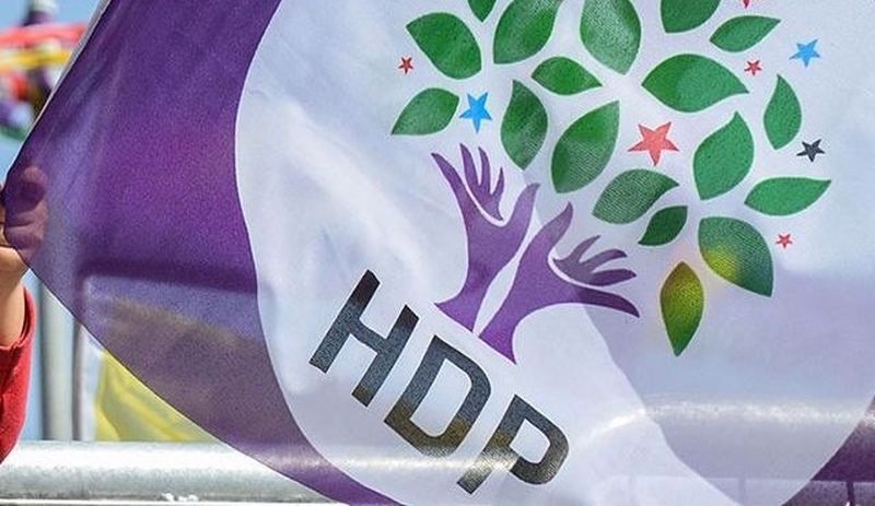 Diyarbakır'da HDP PM üyesinin de aralarında bulunduğu 10 kişi tutuklandı