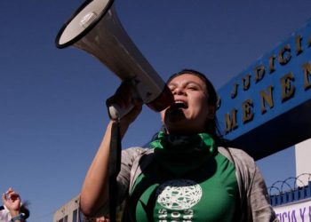 El Salvador'da düşük yapan kadına 30 yıl hapis cezası