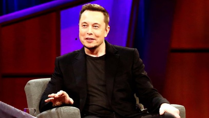 Elon Musk, Twitter'ın satın alma işlemlerini askıya aldı