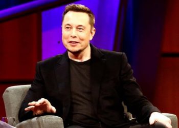 Elon Musk, Twitter'ın satın alma işlemlerini askıya aldı