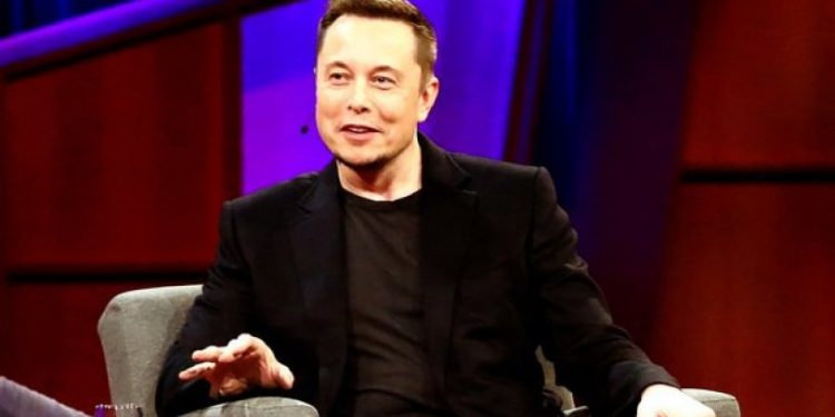 Elon Musk, Twitter'ın satın alma işlemlerini askıya aldı