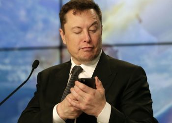 Elon Musk'a özel jette cinsel taciz suçlaması: Uçuş görevlisine at almayı teklif etmiş