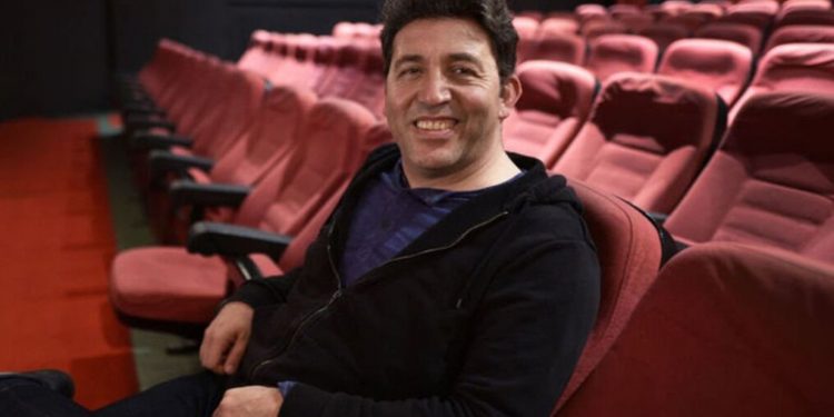 Emre Kınay Londra'da tiyatro açmaya hazırlanıyor