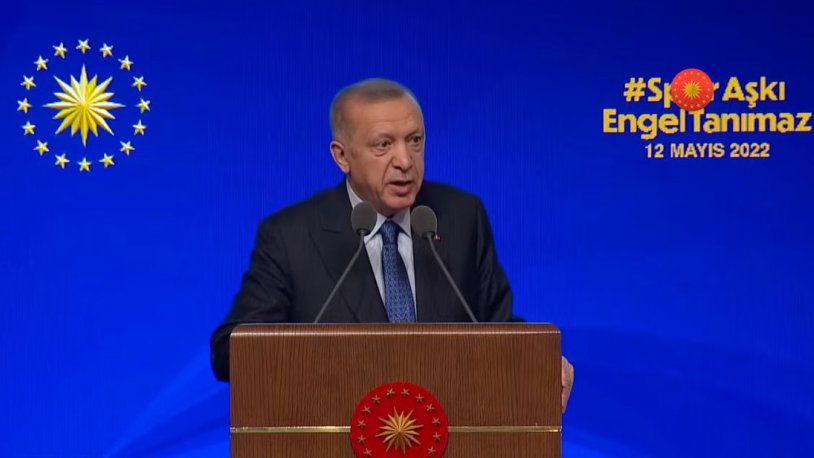 Erdoğan: Hiçkimse fikrinden, dış görünüşünden dolayı ayrımcılığa maruz bırakamaz