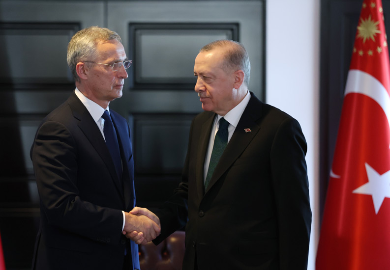 Erdoğan, NATO Genel Sekreteri Jens Stoltenberg ile görüştü