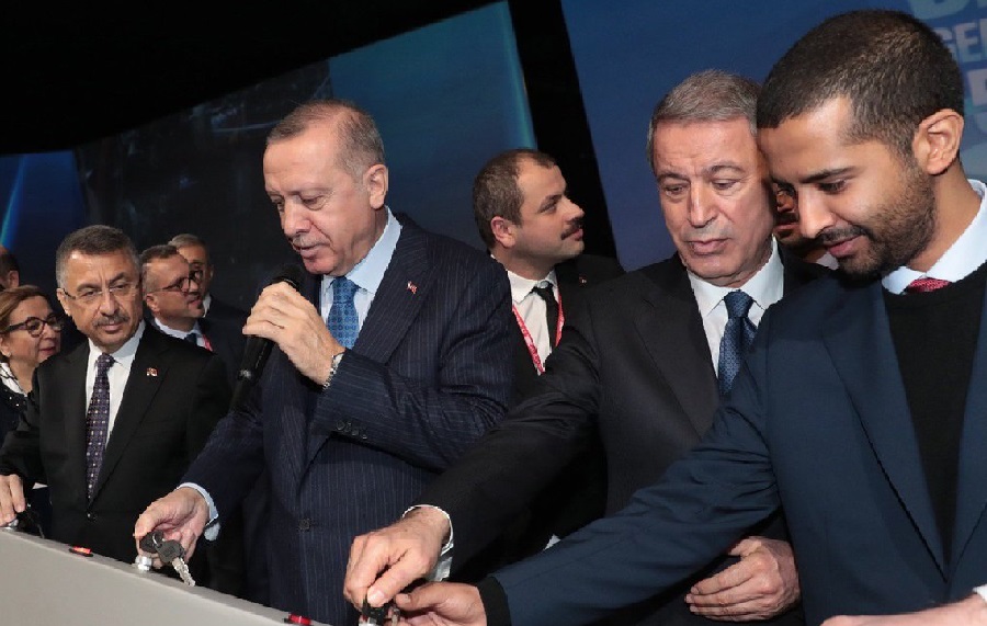 Erdoğan ve Katar Emiri’nin temelini attığı BMC fabrikası sökülüyor