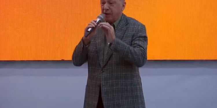 Erdoğan, Akşener’i hedef gösterdi: Bu millet, ecdadına hakaret edenlere haddini bildirecektir