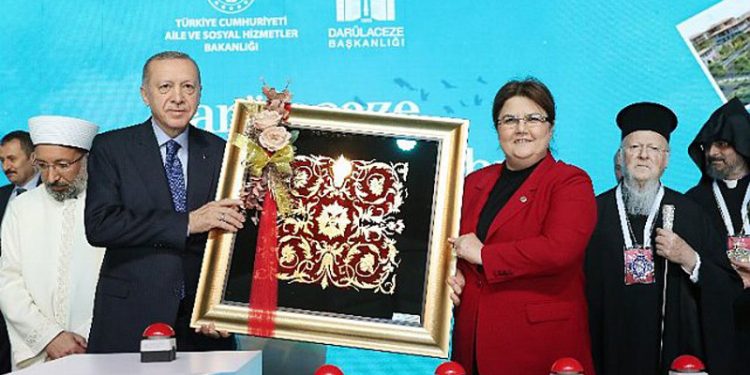 Erdoğan: Fetih şenliğini Atatürk Havalimanı'nda yapacağız