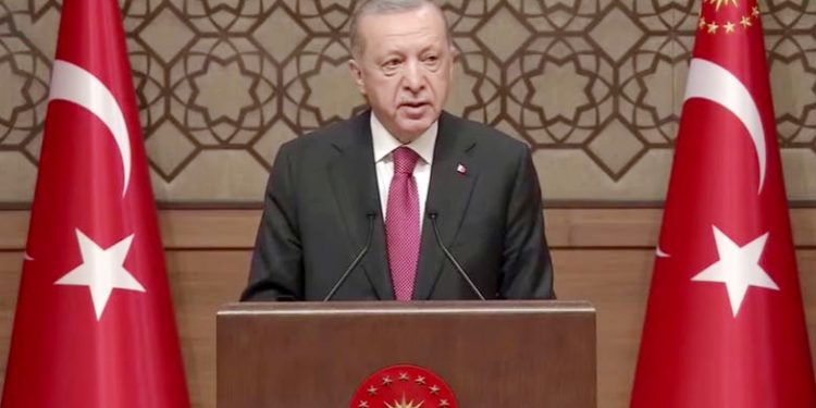 Erdoğan, Kılıçdaroğlu’nu hedef aldı: Tehditlere, şantajlara asla boyun eğmedik