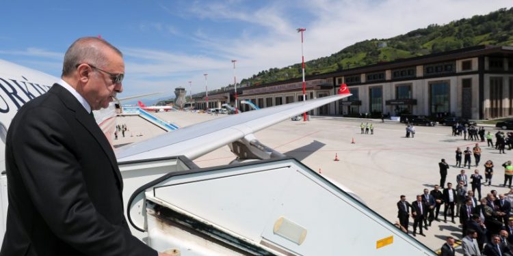 Erdoğan, yaş çay alım fiyatını açıkladı