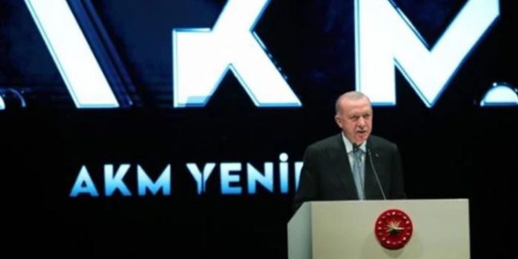 Erdoğan'ın konuştuğu yerde üzerinde üç silah taşıyan bir kişi yakalandı
