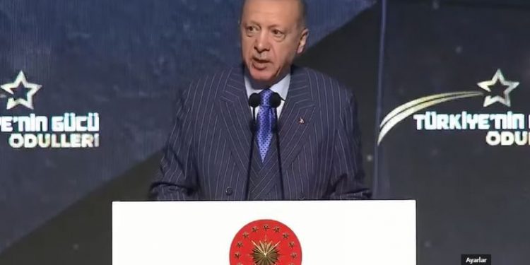 Erdoğan’dan ‘Suriyeliler’ açıklaması: Sonuna kadar sahip çıkacağız, kendileri diledikleri zaman vatanlarına dönebilirler