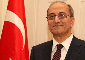 Eski MİT Müsteşar Yardımcısı DEVA Partisi’nde siyasete yeniden döndü