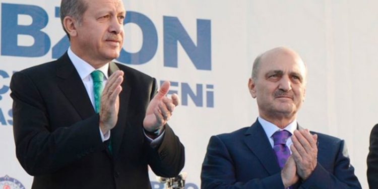 Eski bakan Bayraktar: Erdoğan'ın beni haksız yere attığına inanıyorum