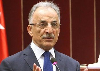 Eski bakan Karayalçın: Türkiye’nin başında bilgisiz, beceriksiz, yetersiz, yeteneksiz bir yönetim var