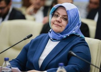 Eski bakana ikinci koltuk: 'Ayda bir-iki kez toplantıya katılıp, 40 bin lira almak yetim hakkı yemektir'