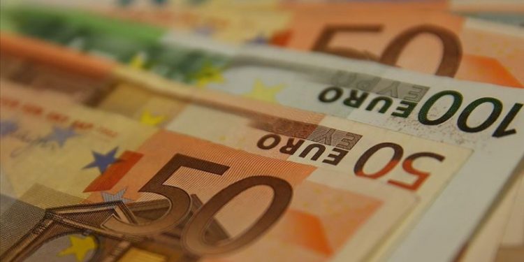 Euro, 17 TL'yi geçti!