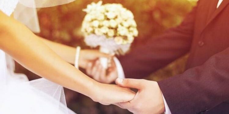 Evlilik paketi 120 bin lirayı buldu: Sektör temsilcileri harekete geçti