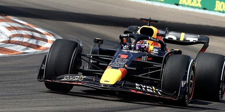F1 Miami Grand Prix'sini Verstappen kazandı
