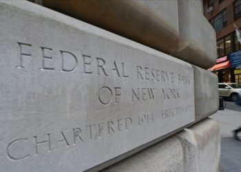 Fed politika faizini artırdı