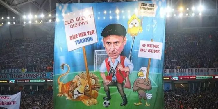Fenerbahçe, Trabzonspor maçında açılan pankart için suç duyurusunda bulundu