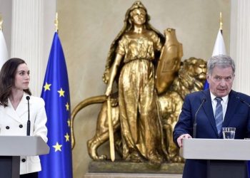 Finlandiya, resmen NATO üyeliğine başvurma kararı aldığını duyurdu