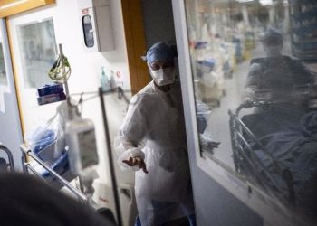 Fransa'da acil servisler personel yetersizliğinden faaliyetlerini azaltıyor