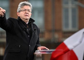 Fransa'da aşırı sol ve yeşiller genel seçimlerde Macron'a karşı birleşti