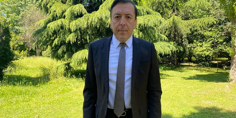 Fırat Develioğlu, Galatasaray başkan adaylığından çekildi