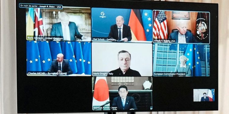 G7 ülkeleri Rus petrol ithalatını durdurmada anlaştı