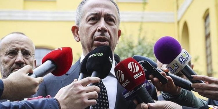 Galatasaray Başkan Adayı Metin Öztürk başvurusunu yaptı