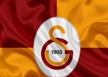 Galatasaray'dan '5 yıldız' açıklaması: Galatasaray müzesindeki 22 şampiyonluk kupasıyla ve 4 yıldızı ile Türkiye’nin en çok Süper Lig Şampiyonluğu olan kulübüdür