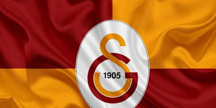 Galatasaray'dan '5 yıldız' açıklaması: Galatasaray müzesindeki 22 şampiyonluk kupasıyla ve 4 yıldızı ile Türkiye’nin en çok Süper Lig Şampiyonluğu olan kulübüdür