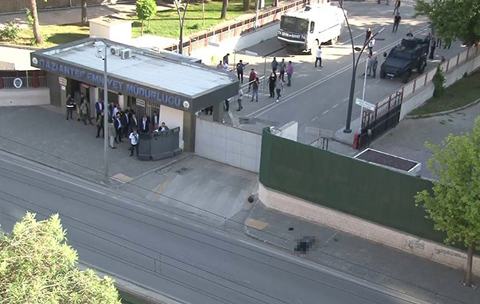 Gaziantep’te ‘üzerimde bomba var’ diyen şahıs polis tarafından vuruldu