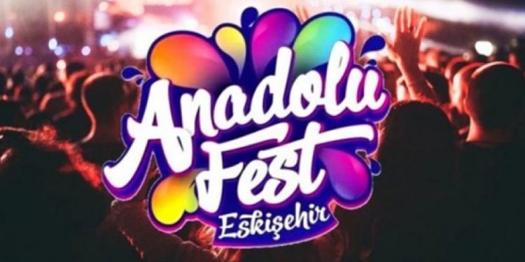 Gericilerin hedef göstermesi sonucu ertelenen Anadolu Fest'in ileri bir tarihte yapılması da engellendi