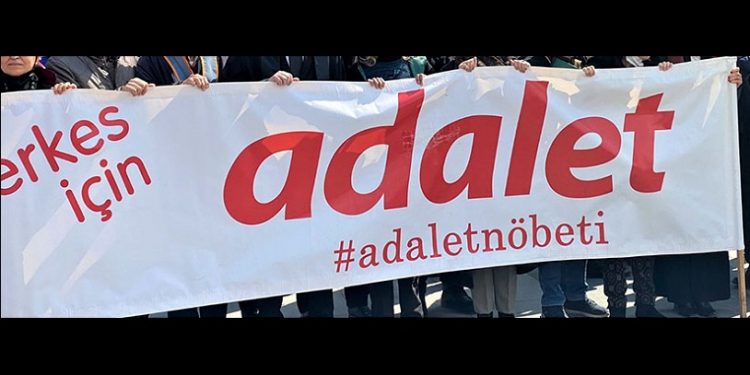 Gezi tutukluları için adalet nöbetinde konuşan Kaftancıoğlu: O günkü gazetecileri unutmayacağız!