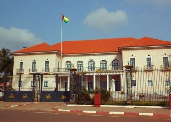 Gine Bissau Cumhurbaşkanı Embalo parlamentoyu feshetti