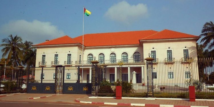 Gine Bissau Cumhurbaşkanı Embalo parlamentoyu feshetti